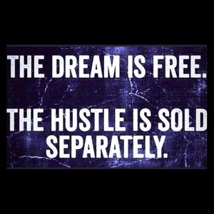 Buy my stuff pretty please kitten 🐱